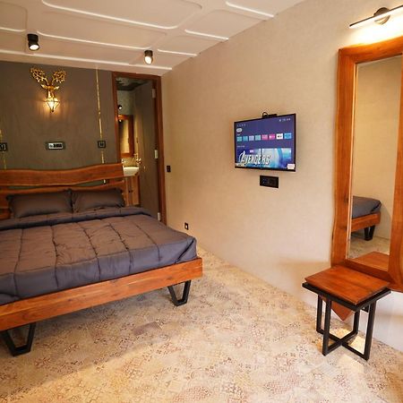 Hotel The Boat Club,Karjat Extérieur photo