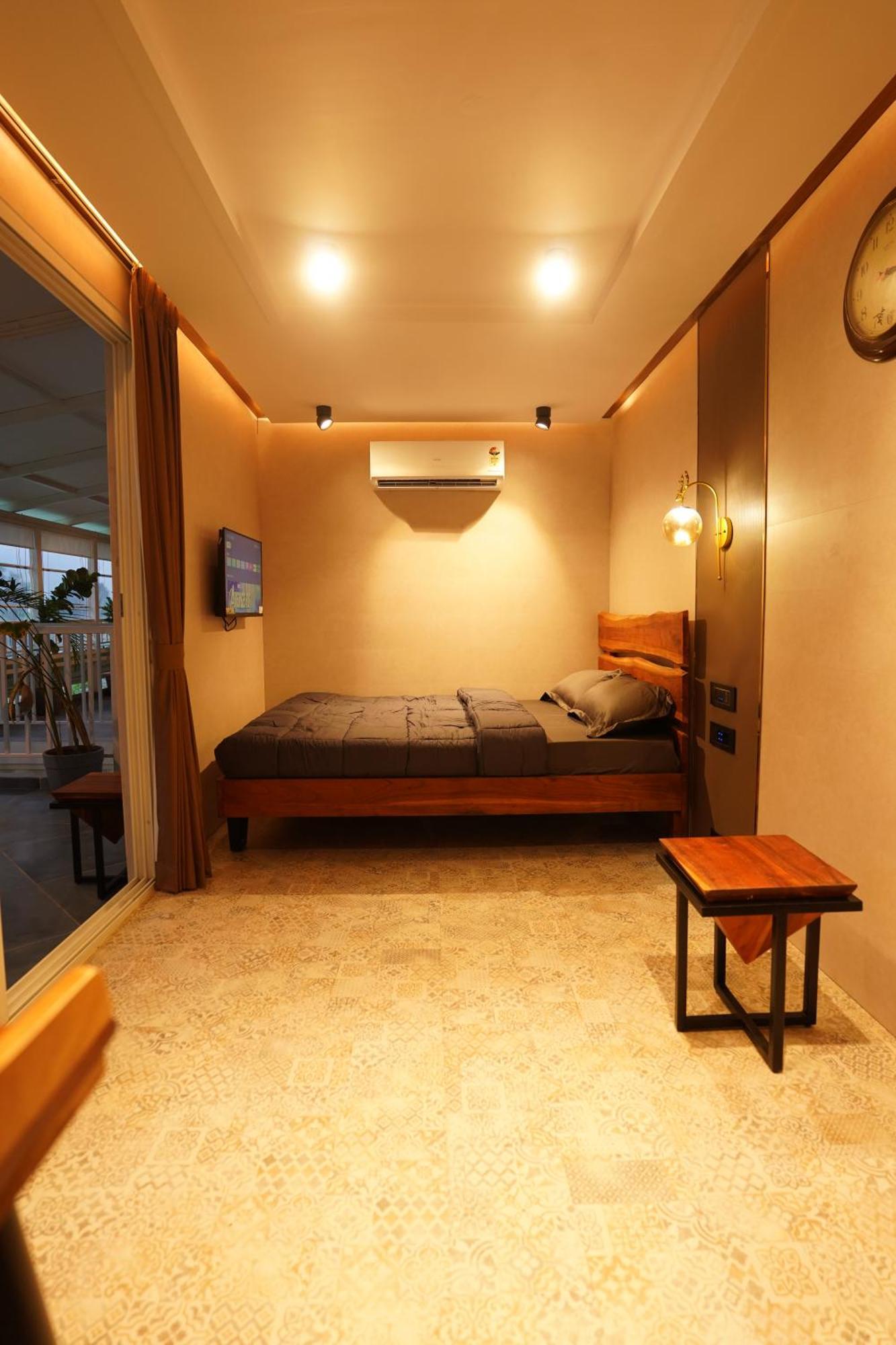 Hotel The Boat Club,Karjat Extérieur photo