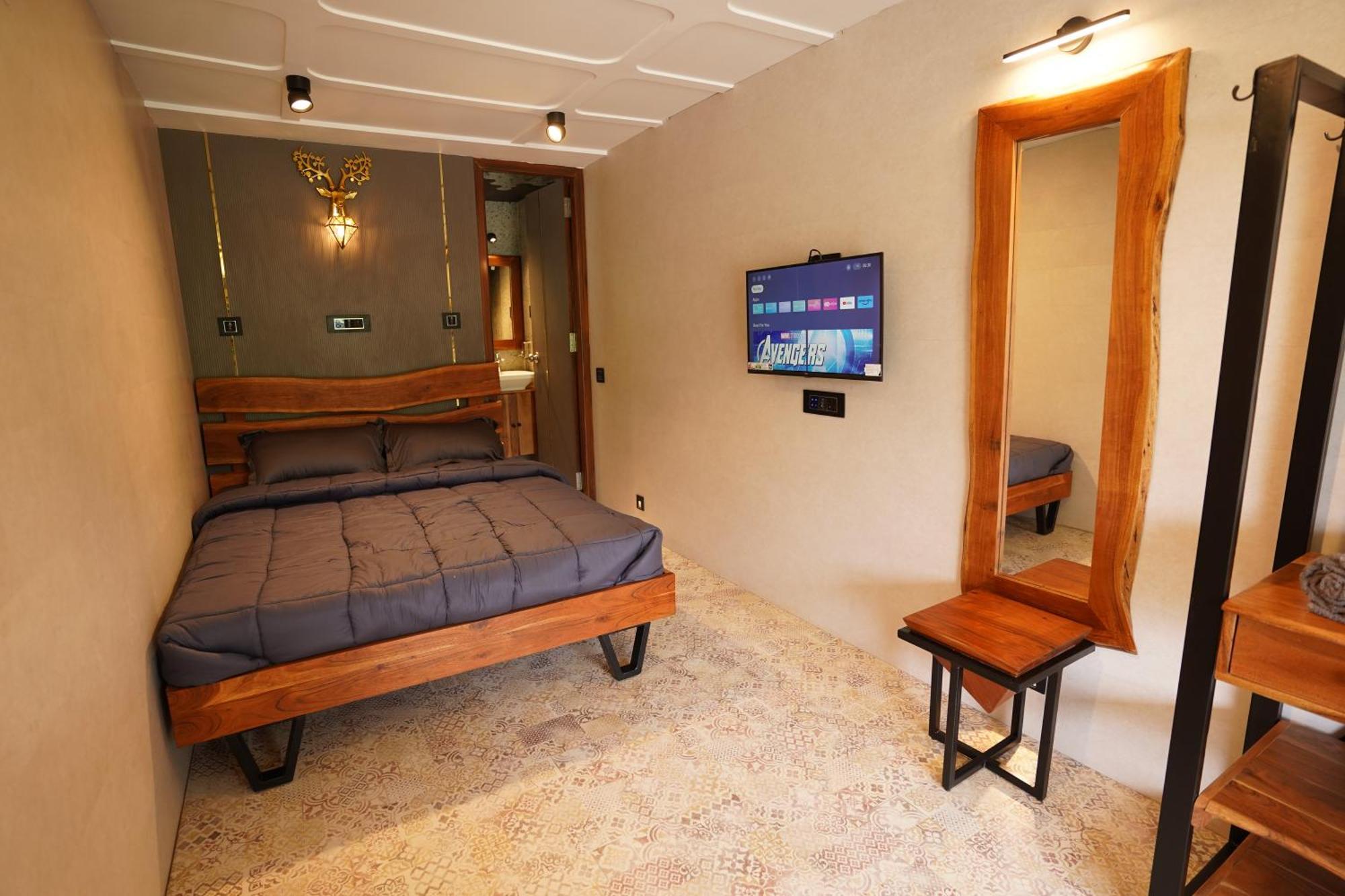 Hotel The Boat Club,Karjat Extérieur photo