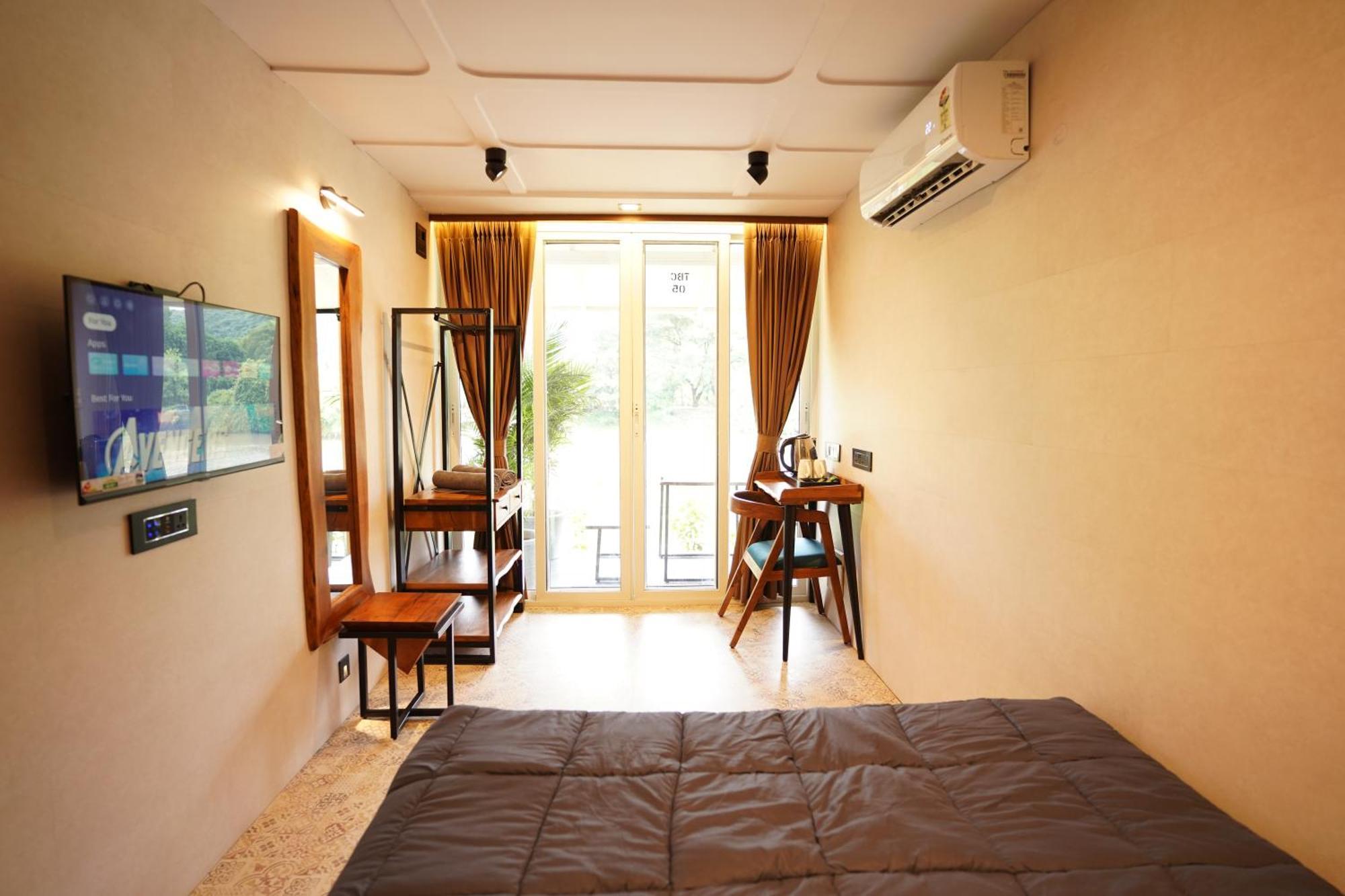 Hotel The Boat Club,Karjat Extérieur photo