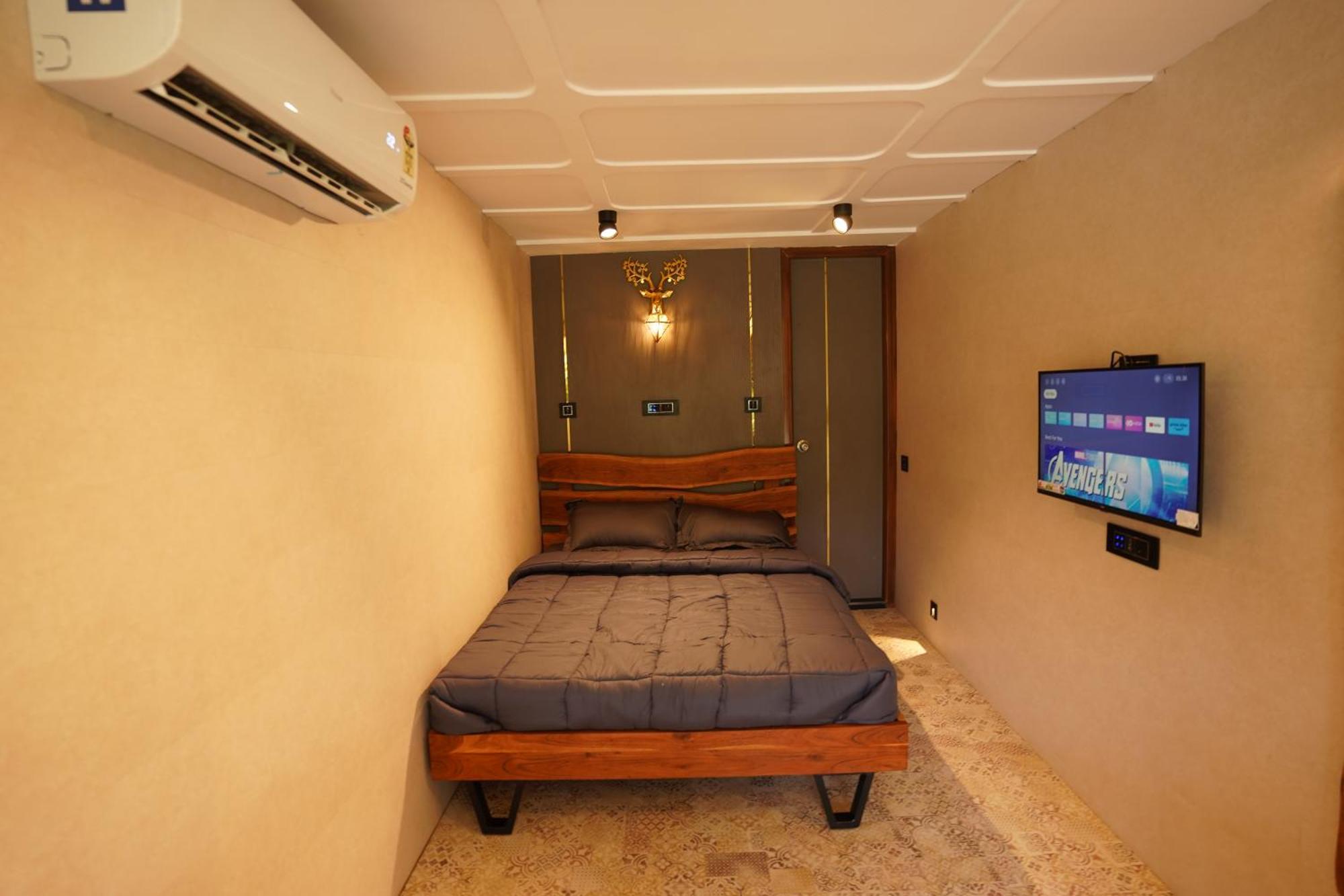 Hotel The Boat Club,Karjat Extérieur photo